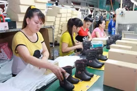 Năm đầu nghỉ hưu, cán bộ quân đội không được lập doanh nghiệp