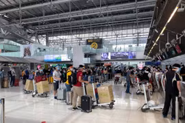 Thêm gần 300 người Việt ở Thái Lan về nước an toàn