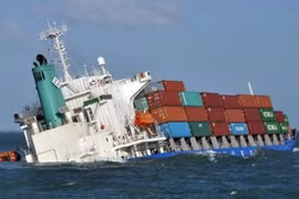Liên tiếp vướng sai phạm, việc xử lý trách nhiệm lãnh đạo Vungtau Ship vẫn gặp khó