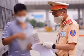 Đề xuất trừ điểm trên giấy phép lái xe, liệu có khả thi?