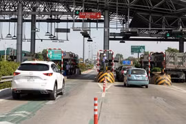 Hết năm 2020, tất cả các trạm thu phí sẽ thực hiện thu phí không dừng