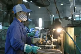 Đề xuất gói hỗ trợ lần 2 cho doanh nghiệp và người lao động