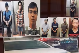 "Thủ đoạn" của băng nhóm thuê ô tô tự lái rồi bán sang Campuchia