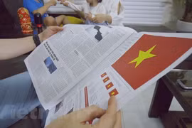 Lan tỏa chương trình "Tạo lá cờ Tổ quốc bằng trang báo in"