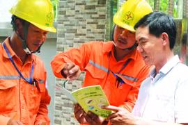 Không tăng giá điện trong những tháng cuối năm