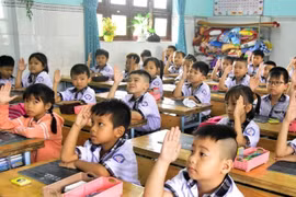 Sai sót sách giáo khoa: Trách nhiệm của đơn vị thực nghiệm ở đâu?