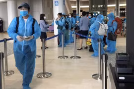 Chuyến bay đặc biệt đưa hơn 300 công dân Việt Nam ở Nhật về nước