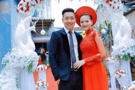 Diễn viên 'Ma Làng' - Phùng Cường ngoại tình khi vợ đang mang bầu ở tháng thứ 8