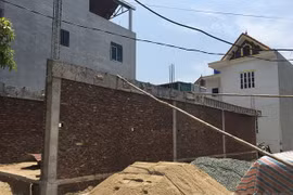 Báo động tình trạng vi phạm đất đai, trật tự xây dựng “bùng phát”