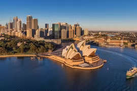 Chính phủ Australia điều chỉnh chính sách đối với người nước ngoài