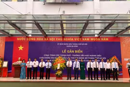 Hà Nội: Gắn biển công trình trường Tiểu học Hoàng Diệu