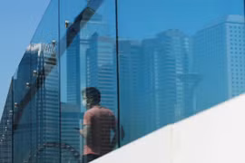 Nhật Bản sửa luật, tạo cơ hội cho các quỹ rời khỏi Hong Kong