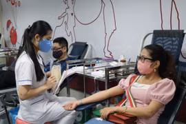 Cơ quan Trung ương Hội Nhà báo Việt Nam tham gia hiến máu trong mùa dịch COVID-19