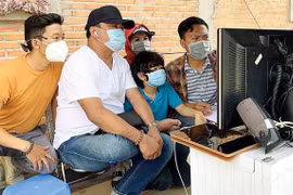 Hậu trường “dở khóc dở cười” của đoàn phim Việt mùa dịch Covid-19