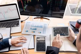 Chứng khoán ngày 31/7: Vn-Index có thể sẽ sớm giảm trở lại