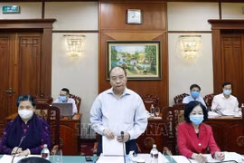 Bộ Chính trị cho ý kiến về chuẩn bị đại hội các Đảng bộ trực thuộc Trung ương