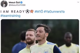 Mesut Ozil “tuyên chiến” Mikel Arteta trước cuộc đụng độ của Arsenal với Liverpool