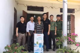 Báo Nhà báo & Công luận: Trao quà tri ân người có công tại Thanh Hóa
