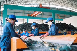 Giảm tỷ lệ rác thải chôn lấp trực tiếp xuống dưới 30% vào năm 2025