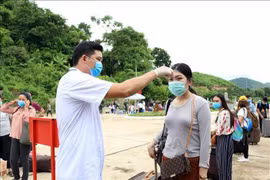 Sơn La: Gần 1400 lưu học sinh Lào trở lại trường sau dịch Covid-19