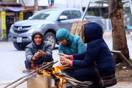 Dự báo thời tiết 4/12: Bắc Bộ và Bắc Trung Bộ gió đông bắc mạnh cấp 3, vùng ven biển cấp 4-5