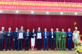 Formosa Hà Tĩnh: Đón nhận Chứng nhận Tiêu chuẩn quốc tế ISO về hệ thống quản lý môi trường