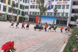 Hà Nội: Học sinh mầm non, tiểu học "tựu trường" lần thứ 2 trong năm