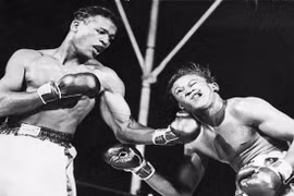 Vị trí của Mike Tyson, Floyd Mayweather trong top 50 võ sĩ boxing vĩ đại nhất?