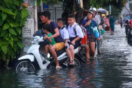 Đảm bảo an toàn cho học sinh, sinh viên, giáo viên và giảng viên trong cơn bão Nuri