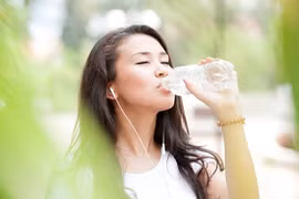 Màu nước tiểu - chỉ báo tình trạng sức khỏe của bạn