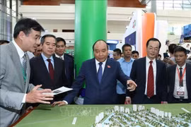 Thủ tướng: Đô thị thông minh phải hướng tới mục tiêu hạnh phúc của con người