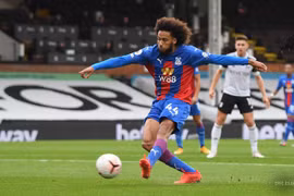 Fulham 1-2 Crystal Palace: Palace nhẹ nhàng xếp thứ 5 trên BXH Ngoại hạng Anh 2020/21