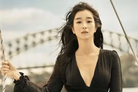 Seo Ye Ji khoe vòng eo “con kiến” khiến dân tình bấn loạn