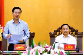 Trưởng Ban Tuyên giáo Trung ương làm việc với Ban Thường vụ Tỉnh ủy Hà Tĩnh về thực hiện Chỉ thị số 35-CT/TW