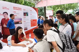 Công khai đường dây nóng xử lý tiêu cực trong tuyển sinh Đại học