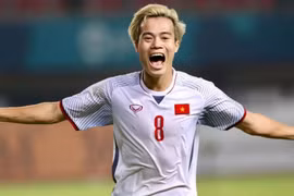 Văn Toàn sắm ‘đồ chơi’ trước ngày V.League trở lại
