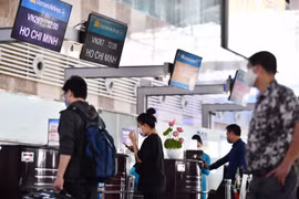 Vietnam Airlines khuyến cáo khách làm thủ tục sớm trước 2 tiếng tại Nội Bài và Tân Sơn Nhất