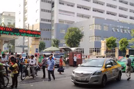 Thay thế thành công động mạch chủ cho bé trai 8 tuổi