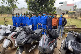 Thanh Hóa: Bắt quả tang 27 đối tượng đánh bạc, thu giữ hơn 250 triệu đồng