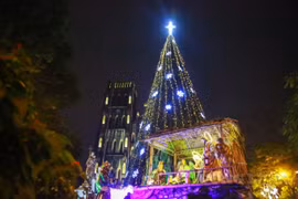 Hà Nội: Các nhà thờ lớn tại Hà Nội trang hoàng lộng lẫy đón Noel 2020