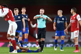 Thất bại trước Southampton, Aubameyang chỉ trích đồng đội thậm tệ