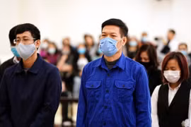 Nghịch lý chống tham nhũng trong ngành Y: Tham nhũng vặt chưa xong lại xuất hiện nhiều tham nhũng lớn!