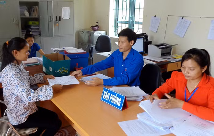 Bộ Nội vụ đã định hướng 36 vị trí việc làm ở cấp xã, gồm: 08 vị trí lãnh đạo, quản lý và 28 vị trí chuyên môn, nghiệp vụ.
