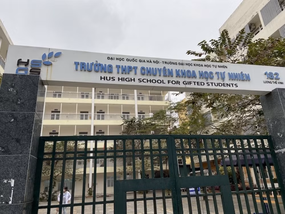 Trường THPT Chuyên Khoa học Tự nhiên tuyển 540 chỉ tiêu vào lớp 10 năm ...