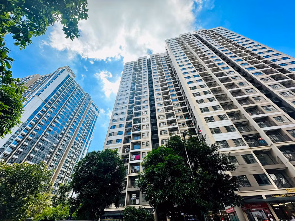 Nhà ở cao tầng tích hợp mọi tiện ích cho người già là mô hình được áp dụng tại nhiều quốc gia (Ảnh minh họa)