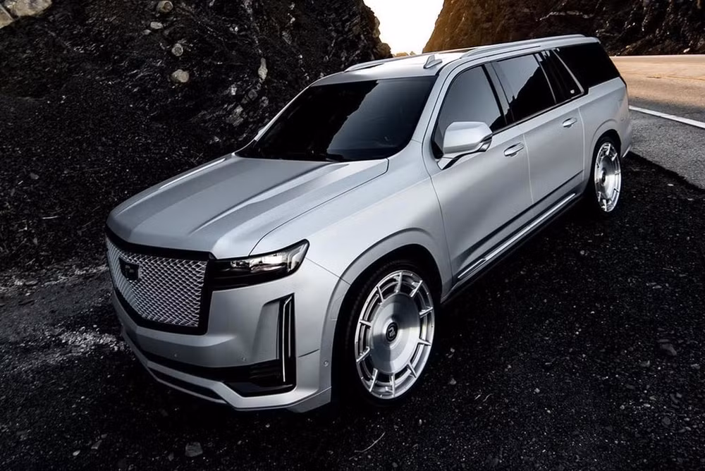 Mẫu xe Cadillac Escalade Platinum ESV 2021 của nữ diễn viên Kim Kardashian. Ảnh: Carbuzz