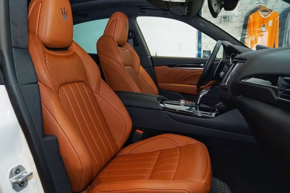 Xe sang Maserati Levante Zegna PelleTessuta. Ảnh: TL