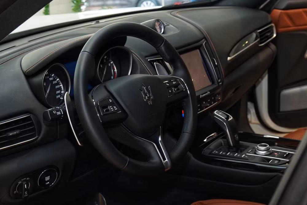 Xe sang Maserati Levante Zegna PelleTessuta. Ảnh: TL