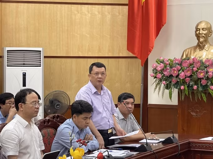 Chủ tịch UBND huyện Như Thanh Đặng Tiến Dũng khẳng định các giao dịch đất đai tại địa phương vẫn diễn ra bình thường theo quy định của pháp luật. Ảnh: Quang Duy