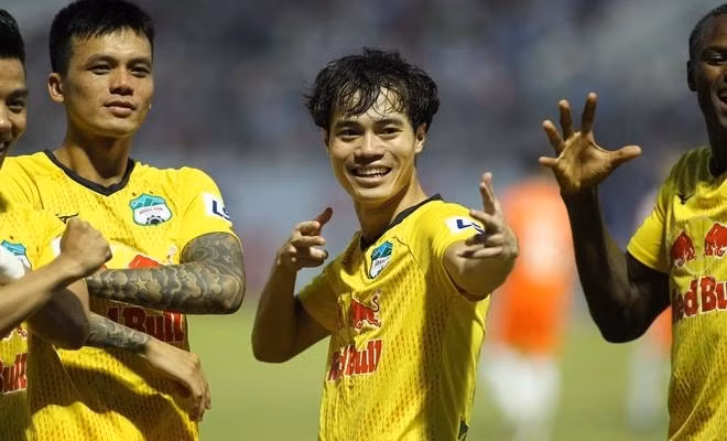 Giành chiến thắng với tỷ số 2-0 trước SHB Đà Nẵng đã cho thấy vị thế số 1 của HAGL trong cuộc đua vô địch V.League mùa này.Ảnh: internet